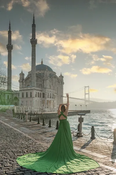 Green Flying Dress Panoramic Bosphorus Bridge & Ortakoy Shot