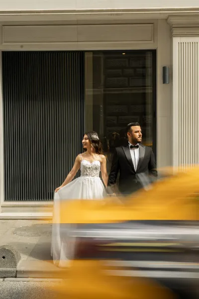 Cinematic Motion-Blur Yellow Taxi Wedding Photo in Istanbul